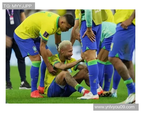 为足球明星提供独特服务的捏脚体验与背后的故事