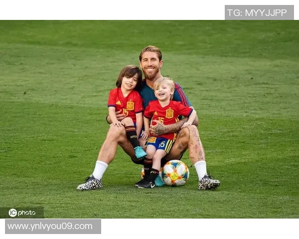 足球明星拉莫斯球星卡的收藏价值与市场前景分析