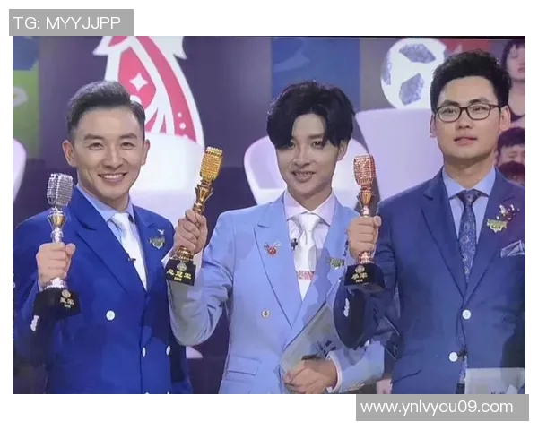 足球明星的魅力与挑战综艺秀揭秘他们场外生活与真实个性