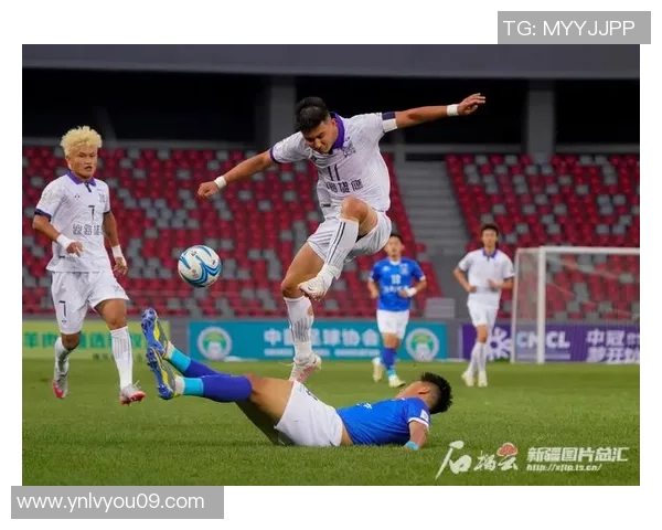 李秀英独家分享足球心得与技巧助你提升球技的秘密解析